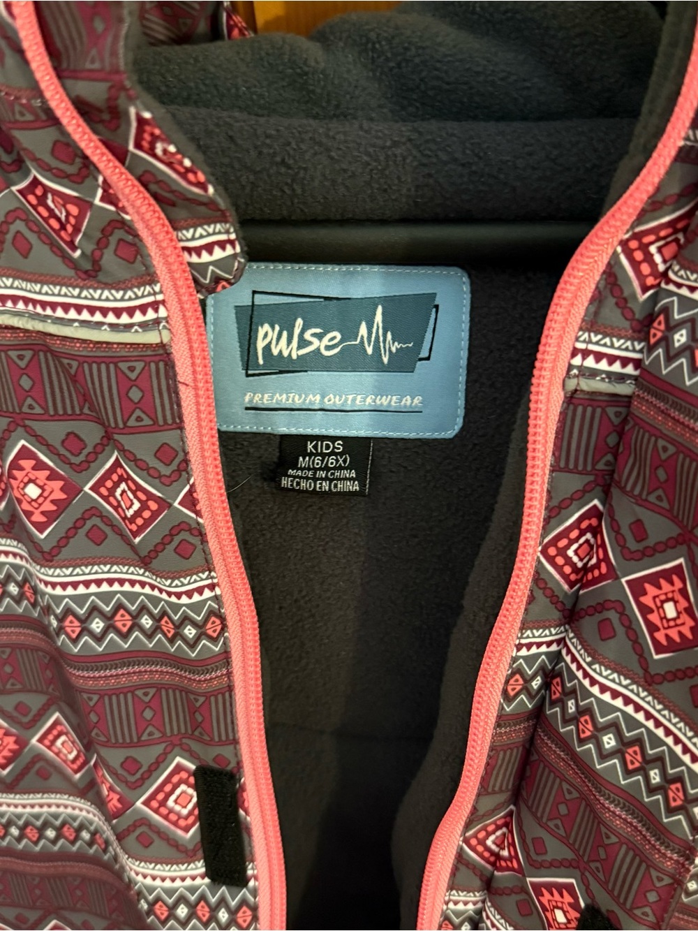 Pulse Winter Jacket - Picture 4 of 6
